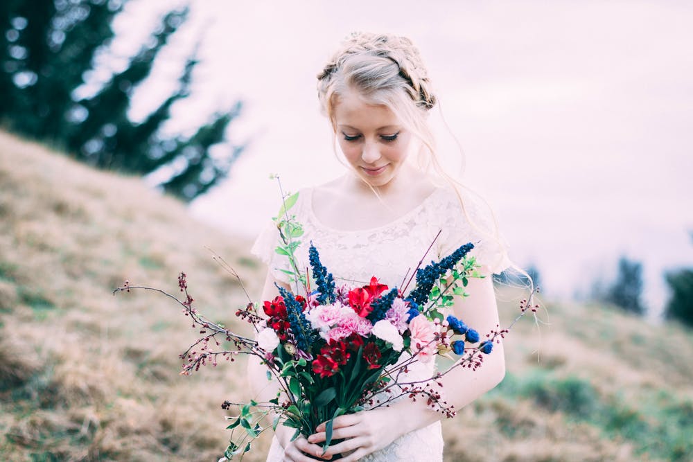 10 utterly romantic Irish wedding traditions