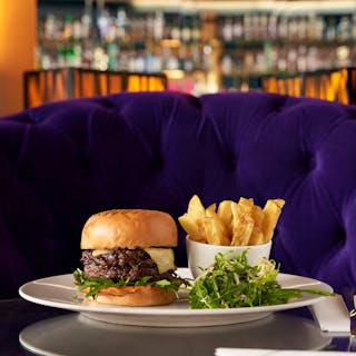 The g Hotel – Signature Lounges