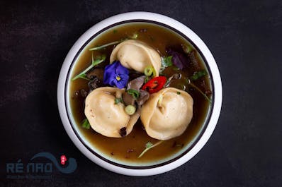 Renao Bar & Restaurant