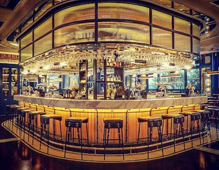 Zozimus Bar