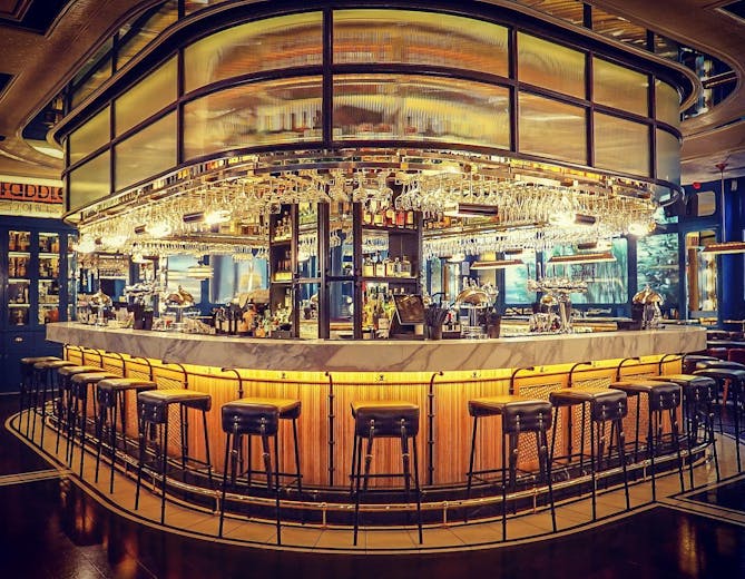 Zozimus Bar