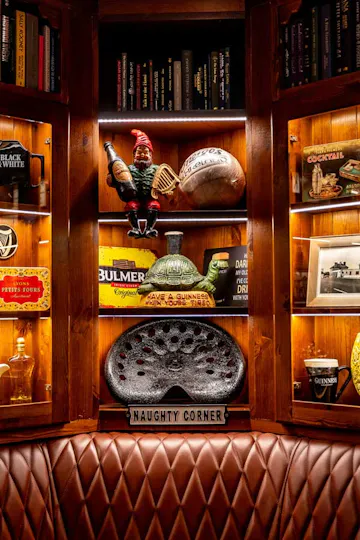 Lydon’s Bar & Restaurant