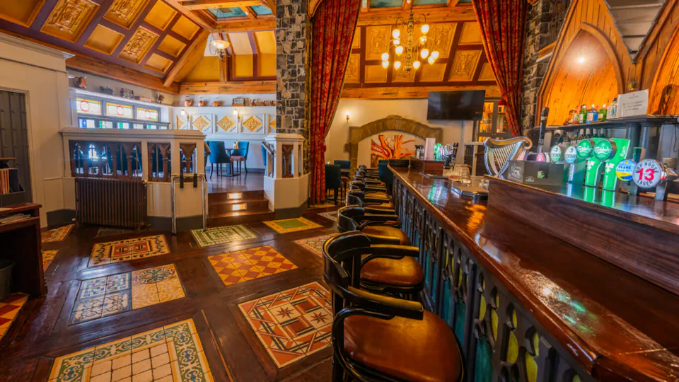 Chapter 24 Gastro Pub