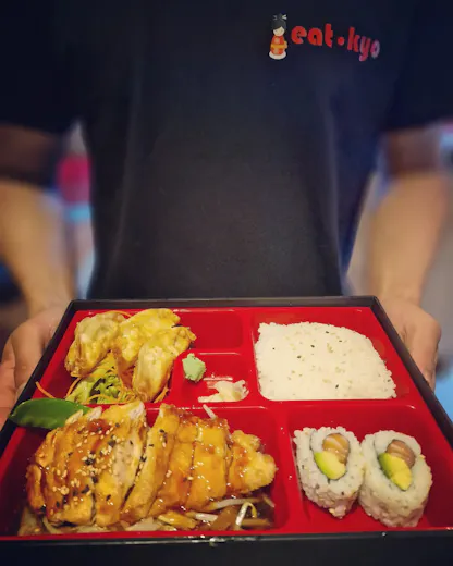 Eatokyo Noodles and Sushi Bar - Temple Bar