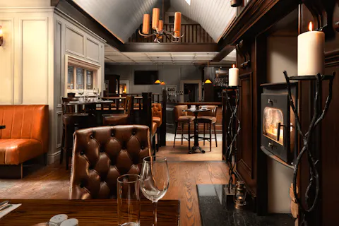 Byrne & Woods Bar & Restaurant
