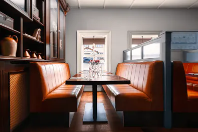 Byrne & Woods Bar & Restaurant