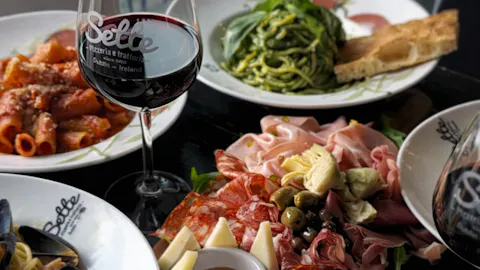 Sette Pizzeria & Trattoria