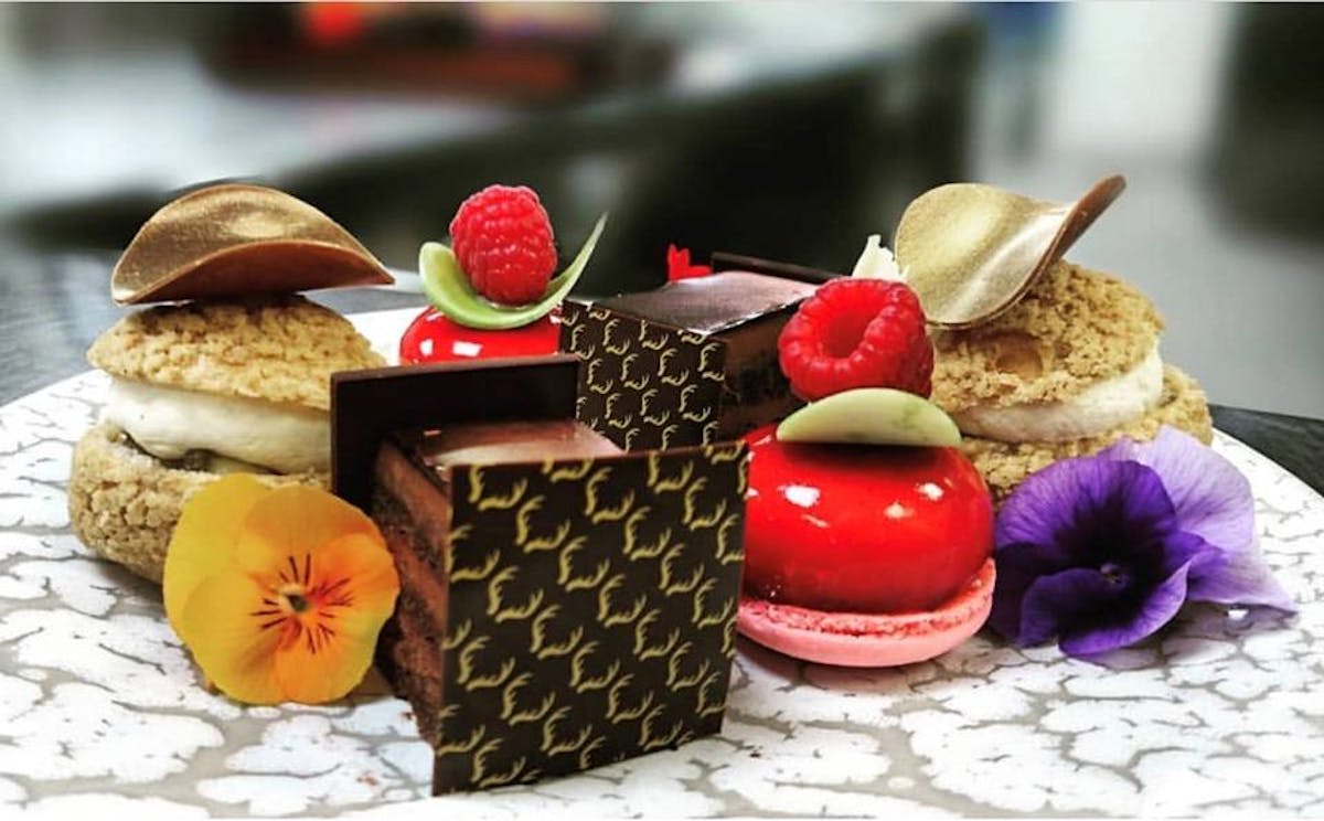 The Sugar Loaf Lounge