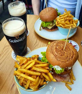 BoBo's Burgers Restaurant