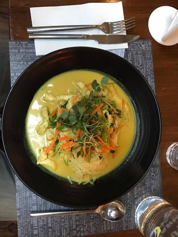 Fishtalk Bites & Wine Bar