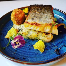 Ashtons Gastropub
