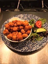 The Old Storehouse Bar & Restaurant