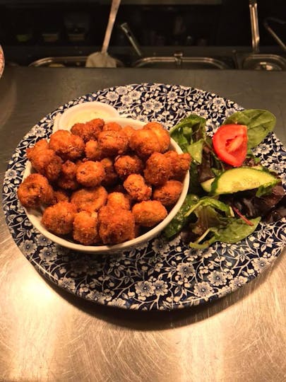 The Old Storehouse Bar & Restaurant