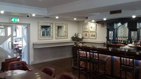 Dorans at the Beachcomber