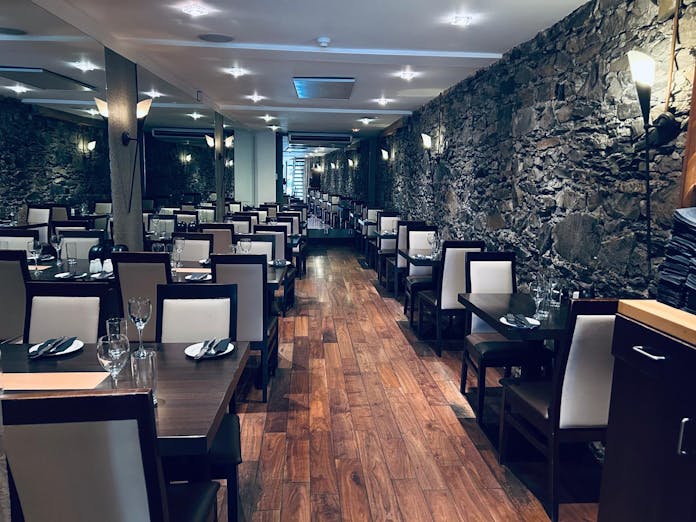 La Caverna Italian Restaurant and Wine Bar