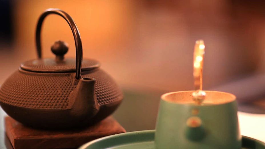 The Vintage Teapot