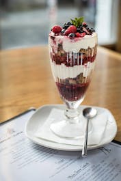 Elephant & Castle - Temple Bar