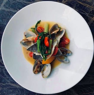 1900 Bar and Restaurant