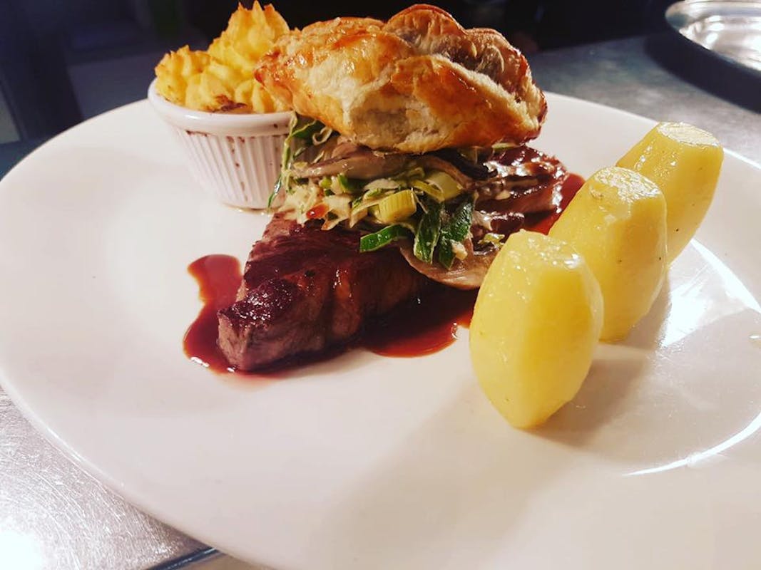 The Halfway House & Mulberry Restaurant