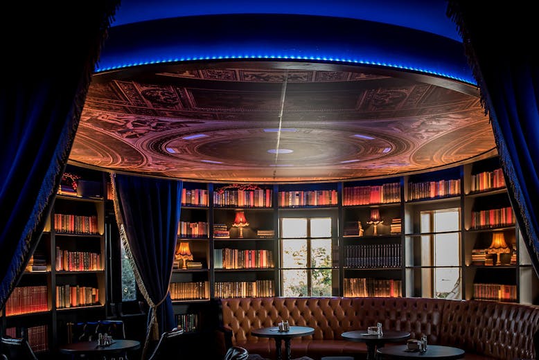 Scholars Pub