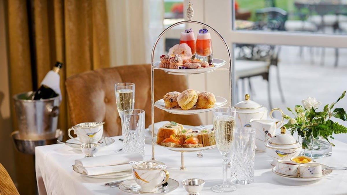 The Lobby Lounge & The Reading Room