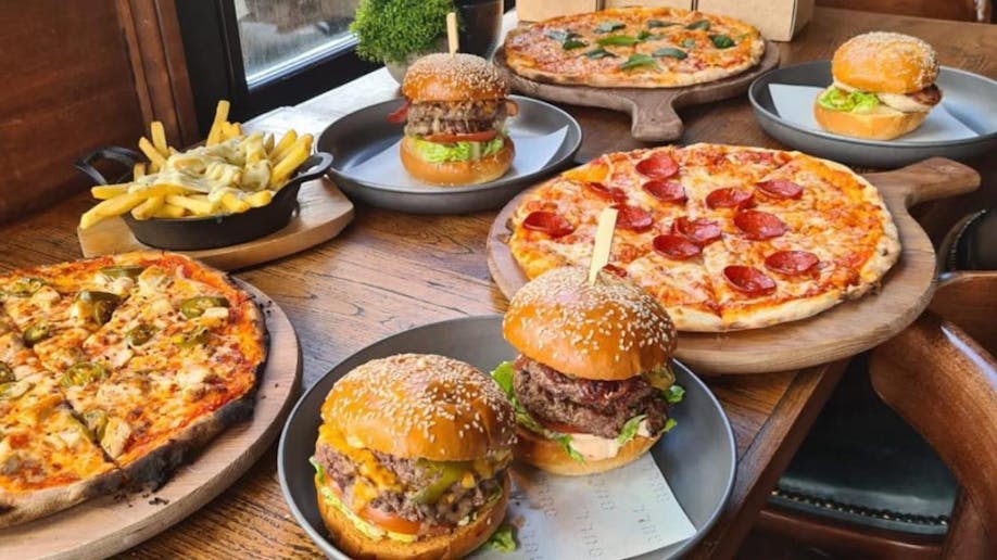 Coqbull - Thomas Street