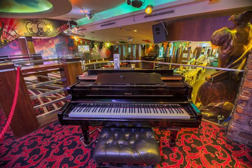 The Palace Piano Bar